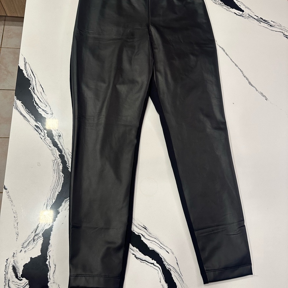 Old Navy High Waisted Faux Leather Front-Panel Leggings